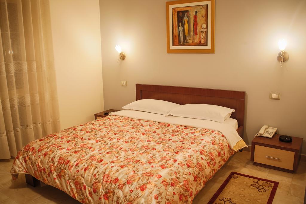 Grand Hotel Elbasan Eksteriør bilde