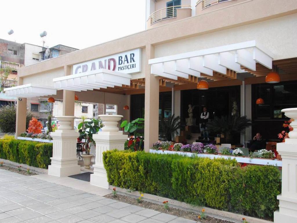 Grand Hotel Elbasan Eksteriør bilde